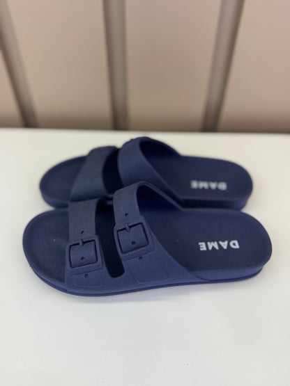 Chinelo Birken Marinho - Dame