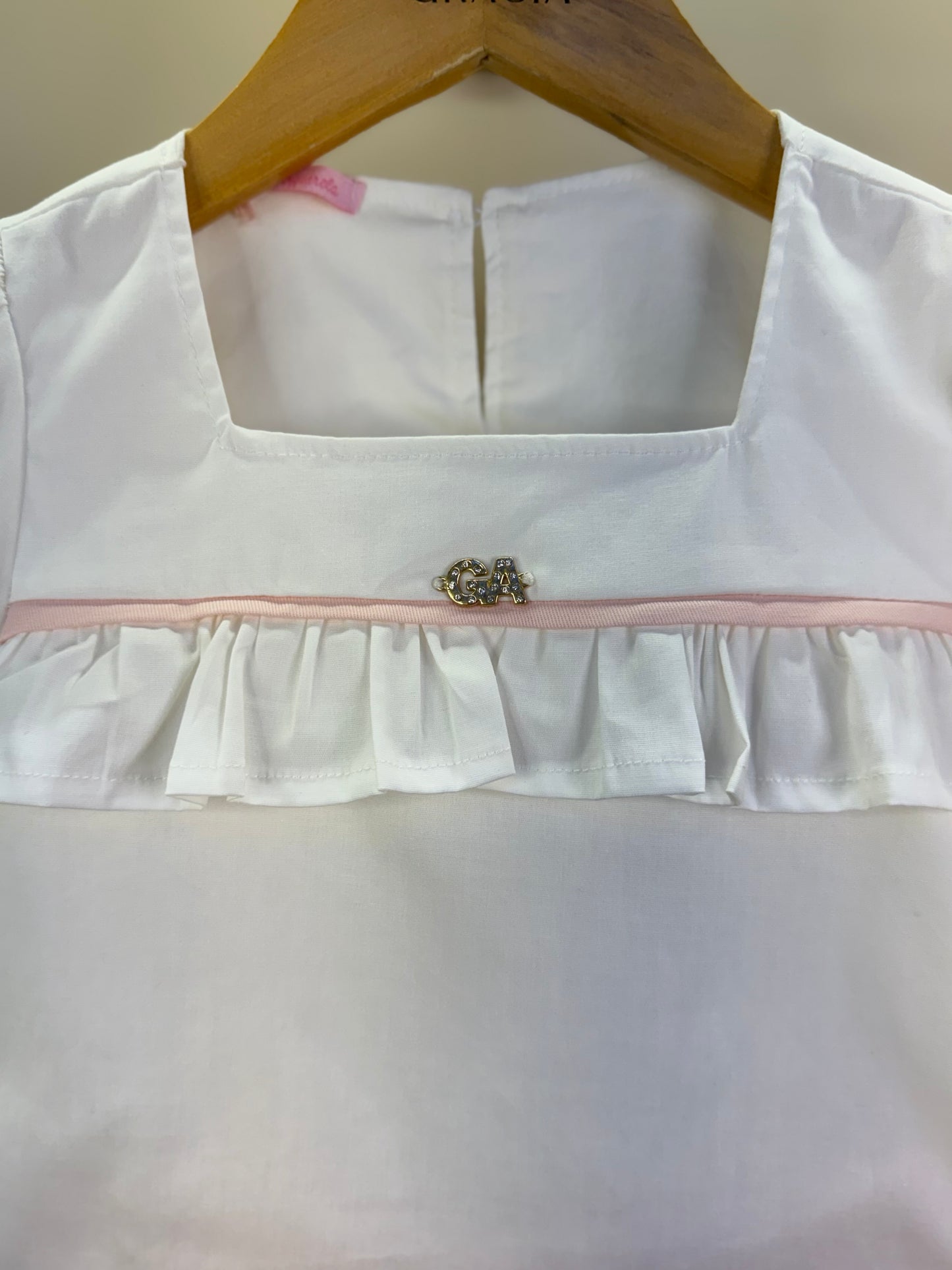 Conjunto Infantil Short Bailarinas E Blusa Bata Em Tricoline Off White - Gabriela Aquarela