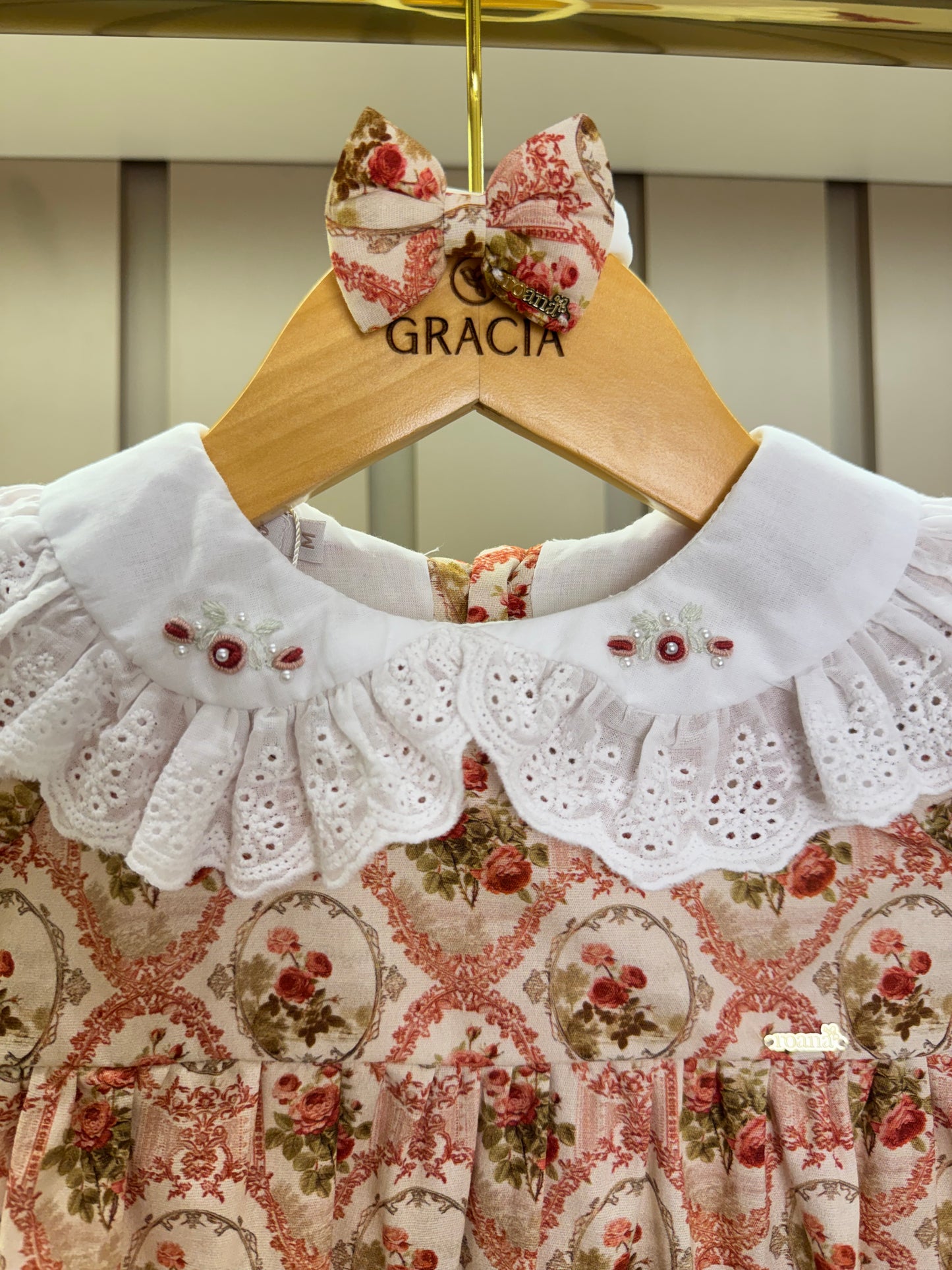 Pimpão Bebê Floral Provençal Gola Estampada - Roana