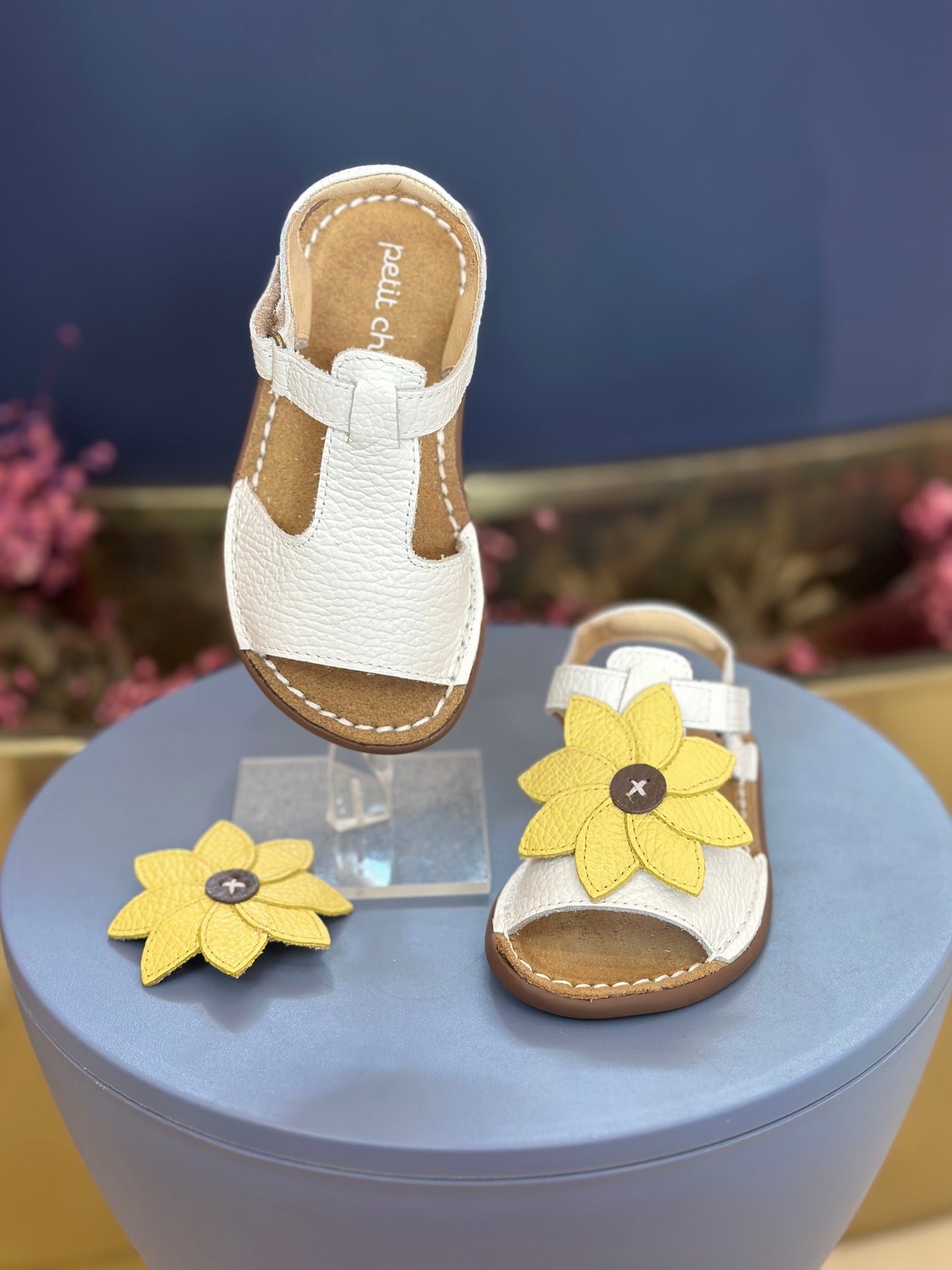 Sandália Infantil Carrossel Blanche Flor Margarida - Petit Cheval