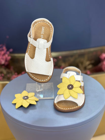 Sandália Infantil Carrossel Blanche Flor Margarida - Petit Cheval