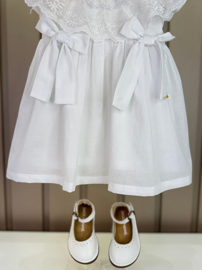 Vestido Bebê Algodão Gola Babados Bordada com Lacinhos Branco - Roana