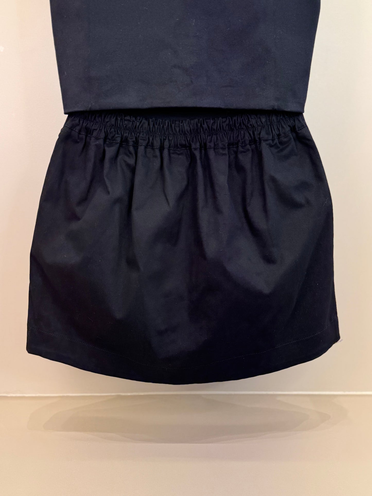 Conjunto Teen Blusa Canelada com Colete de Sarja Preto e Saia-Shorts Teen Sarja Strass Preto - Two In