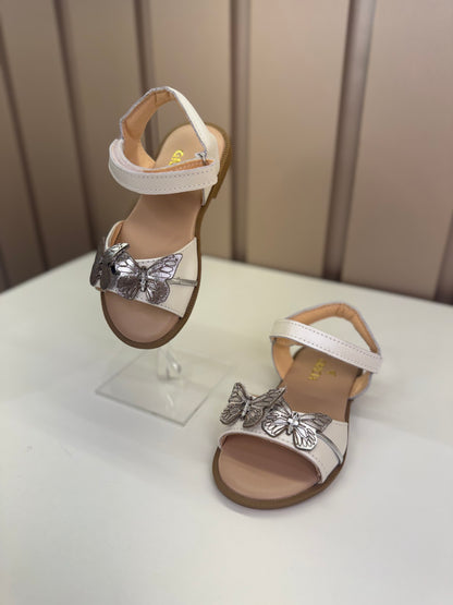 Sandália Infantil Borboleta Prata Branca Perolada - Gracia