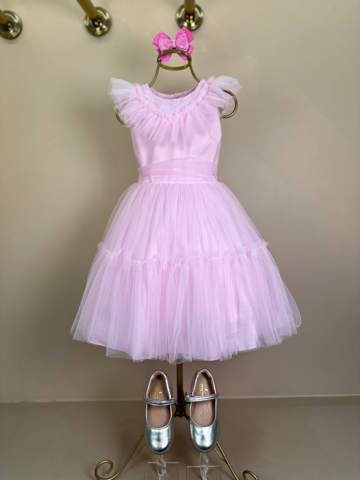 Vestido Infantil Gola Bordada Em Tule Rosa - Petit Cherie