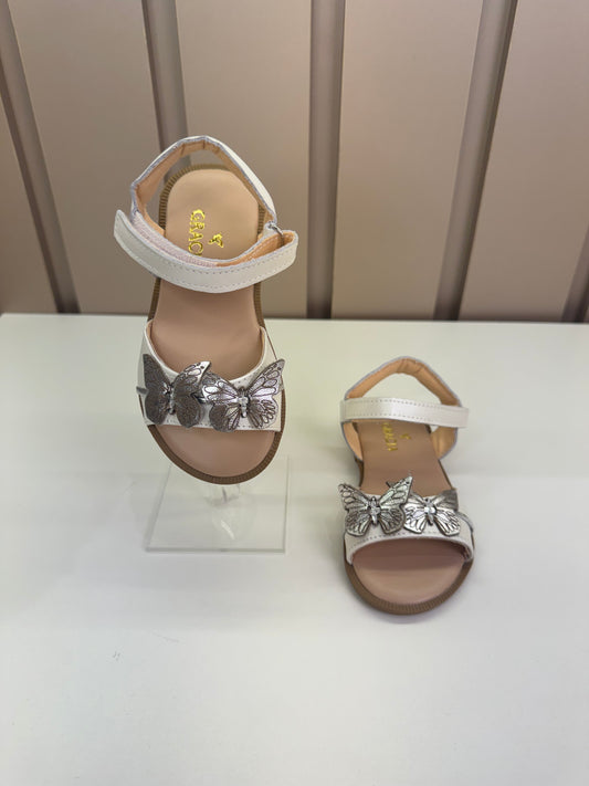 Sandália Infantil Borboleta Prata Branca Perolada - Gracia