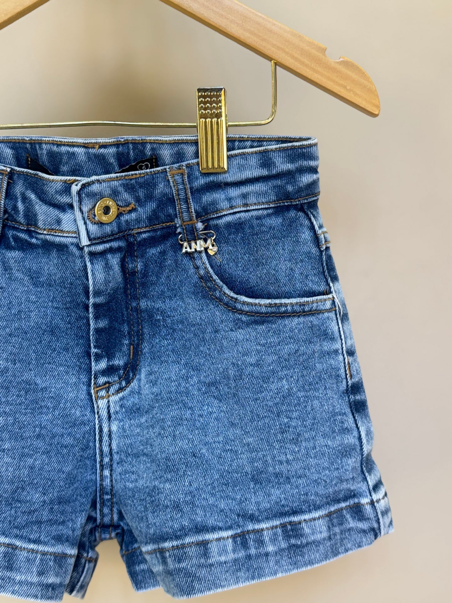 Shorts Jeans Infantil Pingente - Animê