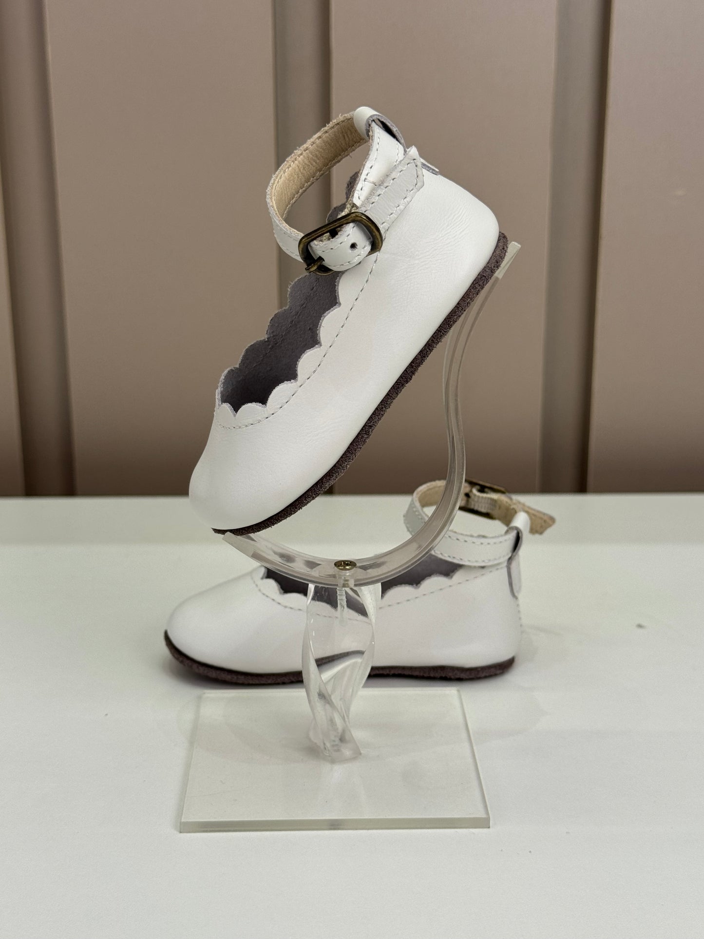 Sapato Bebê Couro Boneca Branco - Petit Cheval