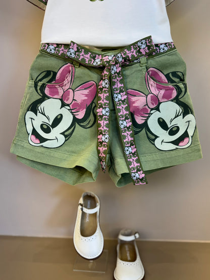 Conjunto Infantil Blusa Minnie Faixa Estilizada e Shorts Minnie Mouse Verde Forest - Animê