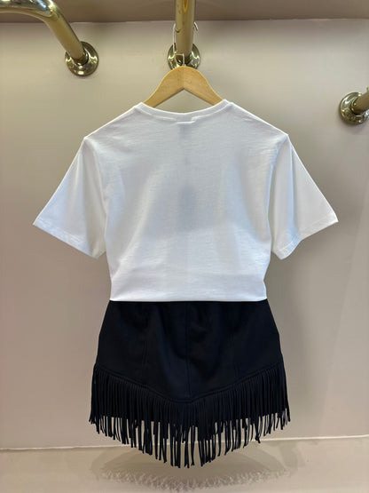 Conjunto Teen Camiseta Oversized Simply Sweet Strass e Saia Suede Franjas Preta - Two In