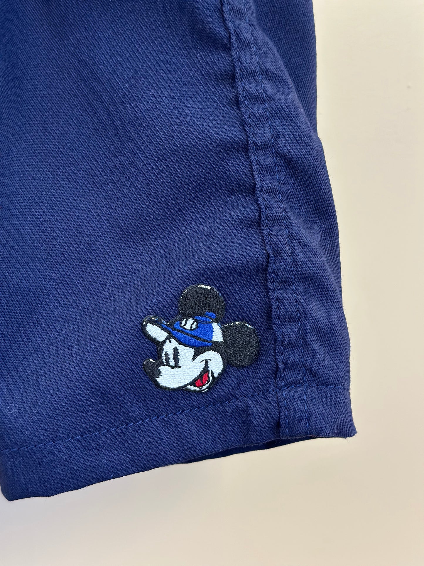 Conjunto Infantil Polo Off White Mickey e Bermuda Sarja Marinho - Youccie