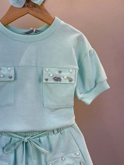 Conjunto Infantil Short  Com Cinto  E Blusa Turquesa Com Bolsos Bordados  Verde - Gabriela Aquarela