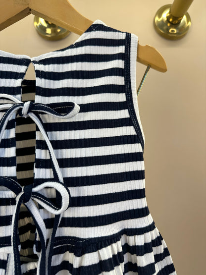 Conjunto Infantil Blusa Malha Listrada Com Amarração Nas Costas e Shorts Com Babadinho- Luluzinha