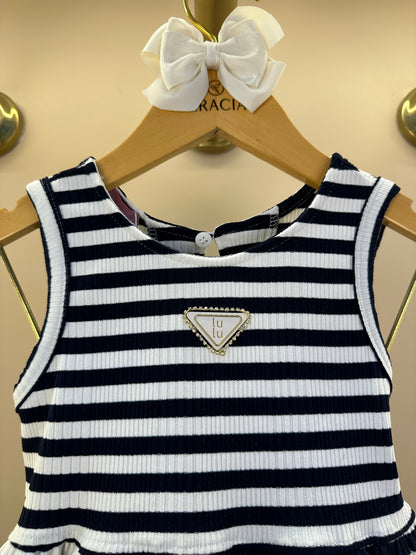 Conjunto Infantil Blusa Malha Listrada Com Amarração Nas Costas e Shorts Com Babadinho- Luluzinha