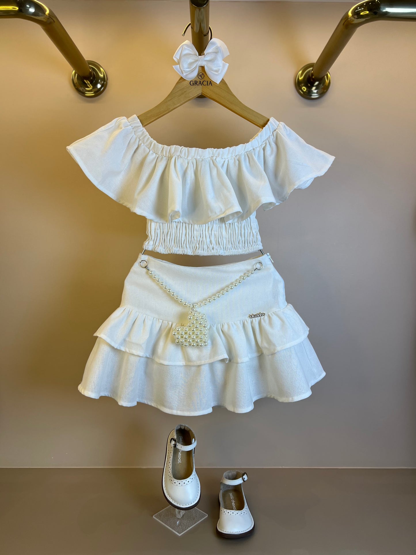 Conjunto Infantil Linho Blusa e Saia Cinto Pérolas e Coração - Luluzinha