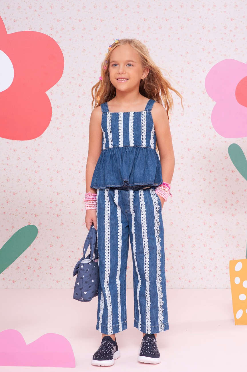 Conjunto Infantil Blusa Jeans Rendinha e Calça Pantacourt Jeans - Pituchinhus