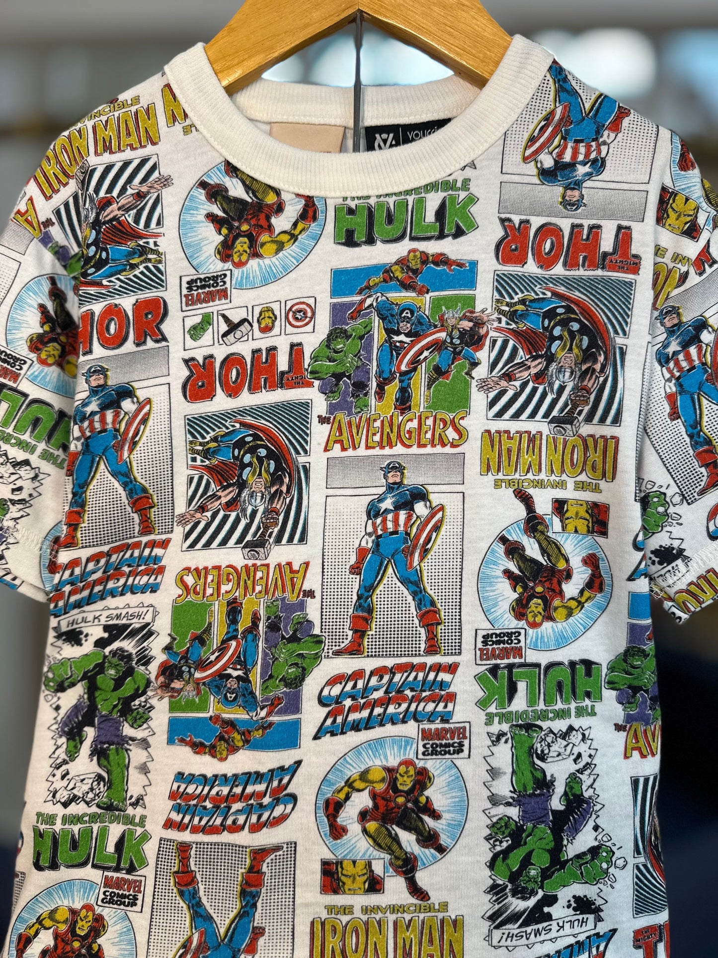 Conjunto Infantil T-Shirt e Bermuda Marvel Heroes