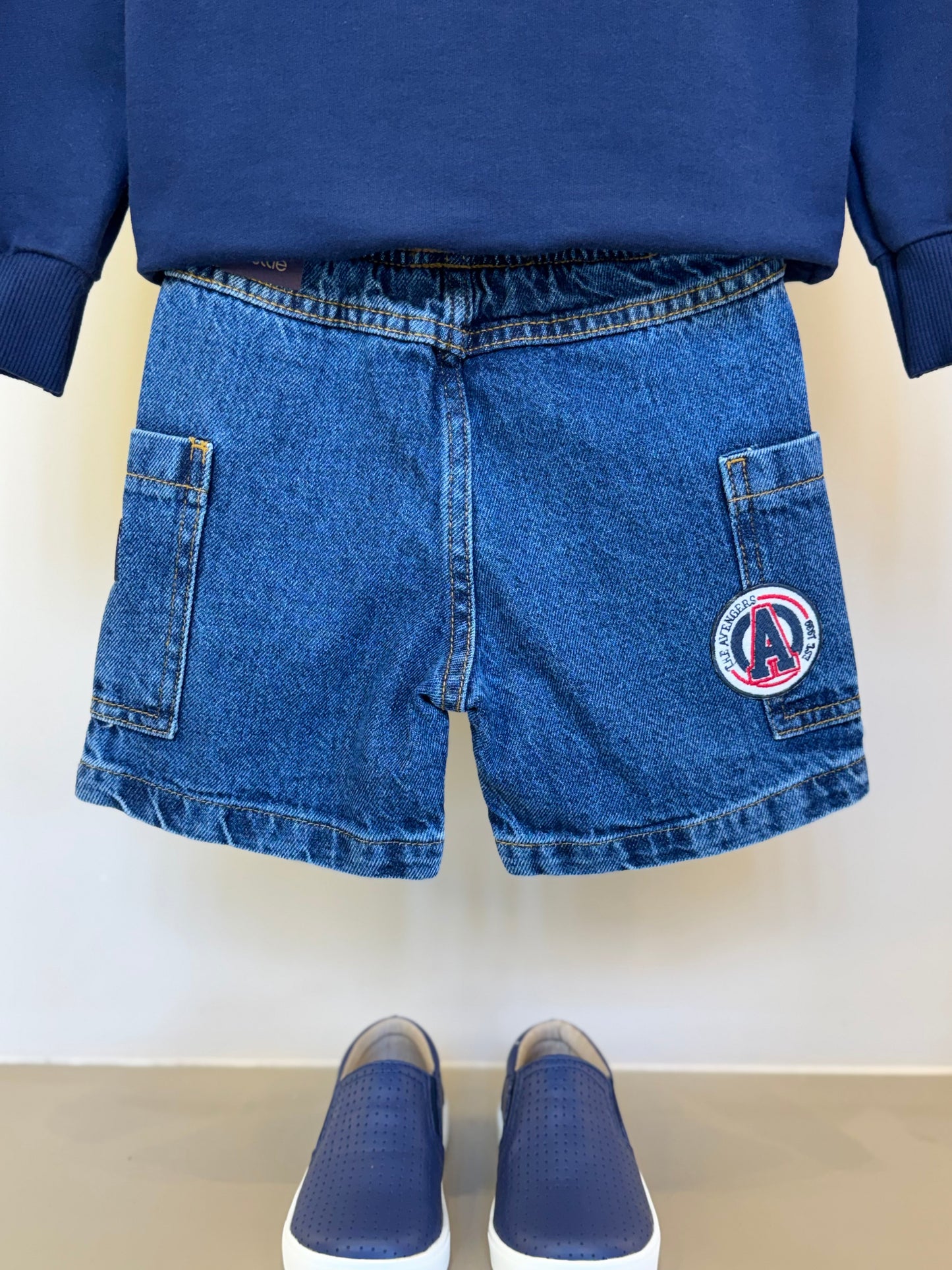 Conjunto Infantil Casaco Gola Polo e Bermuda Jeans Patchs Marvel - Youccie