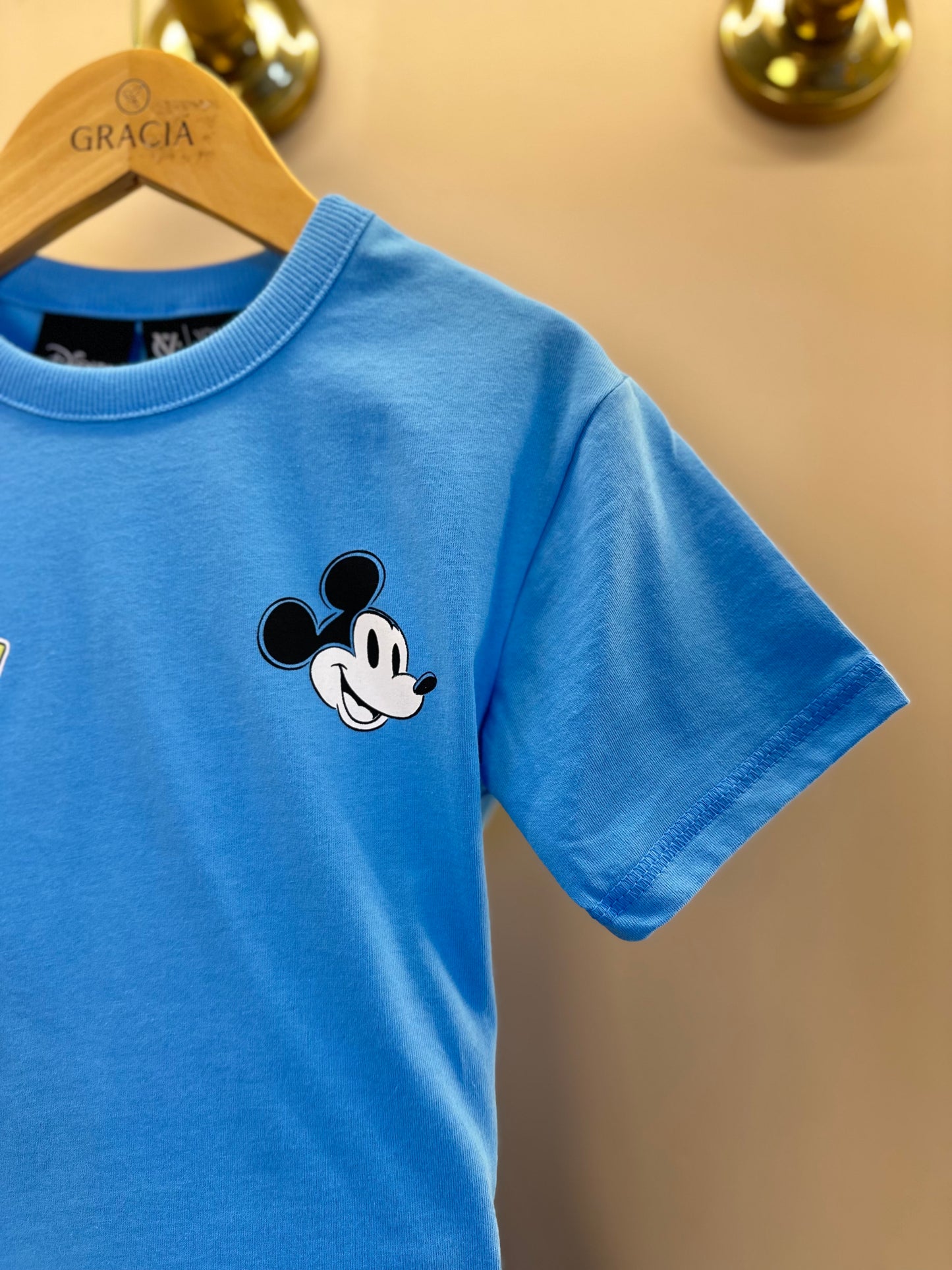 Conjunto Infantil Camiseta Mickey Azul Celeste e Bermuda Moletom Preta - Youccie
