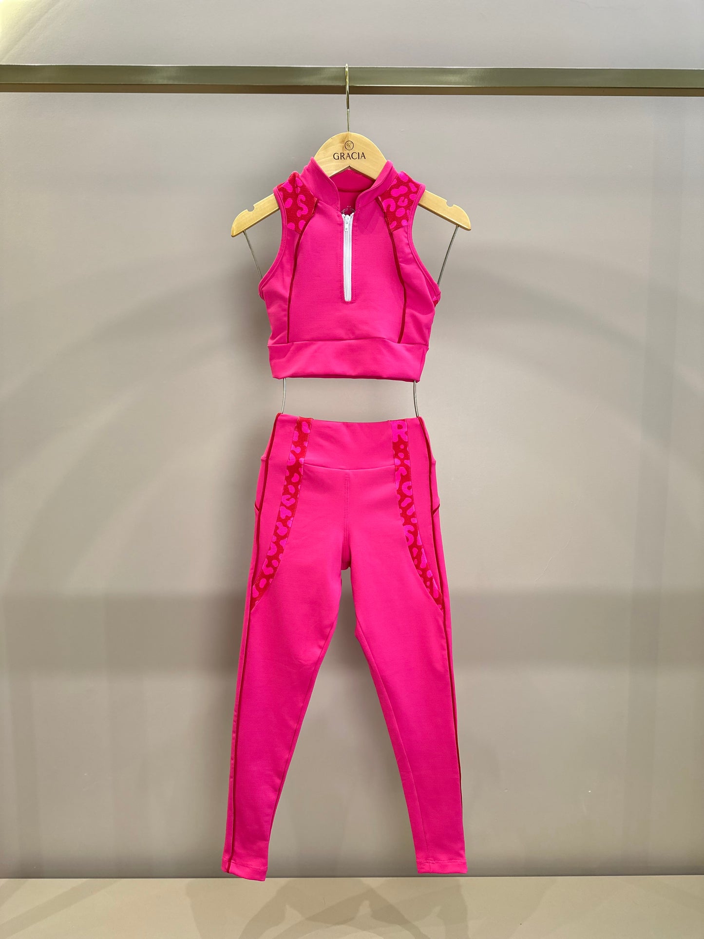 Conjunto Infantil Top e Legging Fuseau Atena Oncinha Pink - Siri Sport