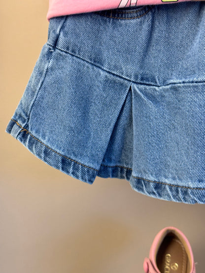 Conjunto Infantil Blusa Chaveiro Com Strass e Saia Jeans Pregas Com Pingente - Momi