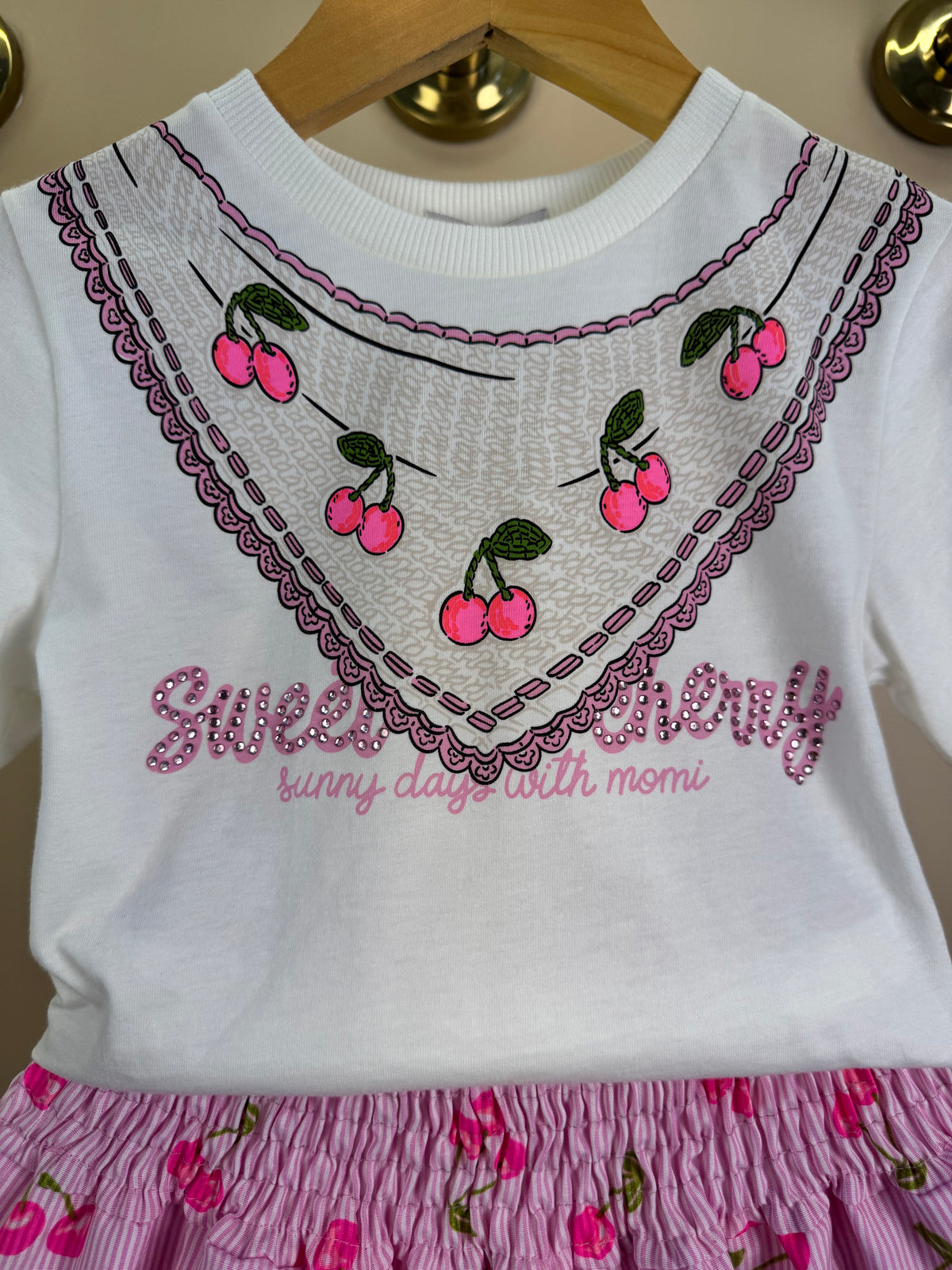 Conjunto Infantil Blusa Cerejas e Saia Franzida Babados Em Camadas - Momi