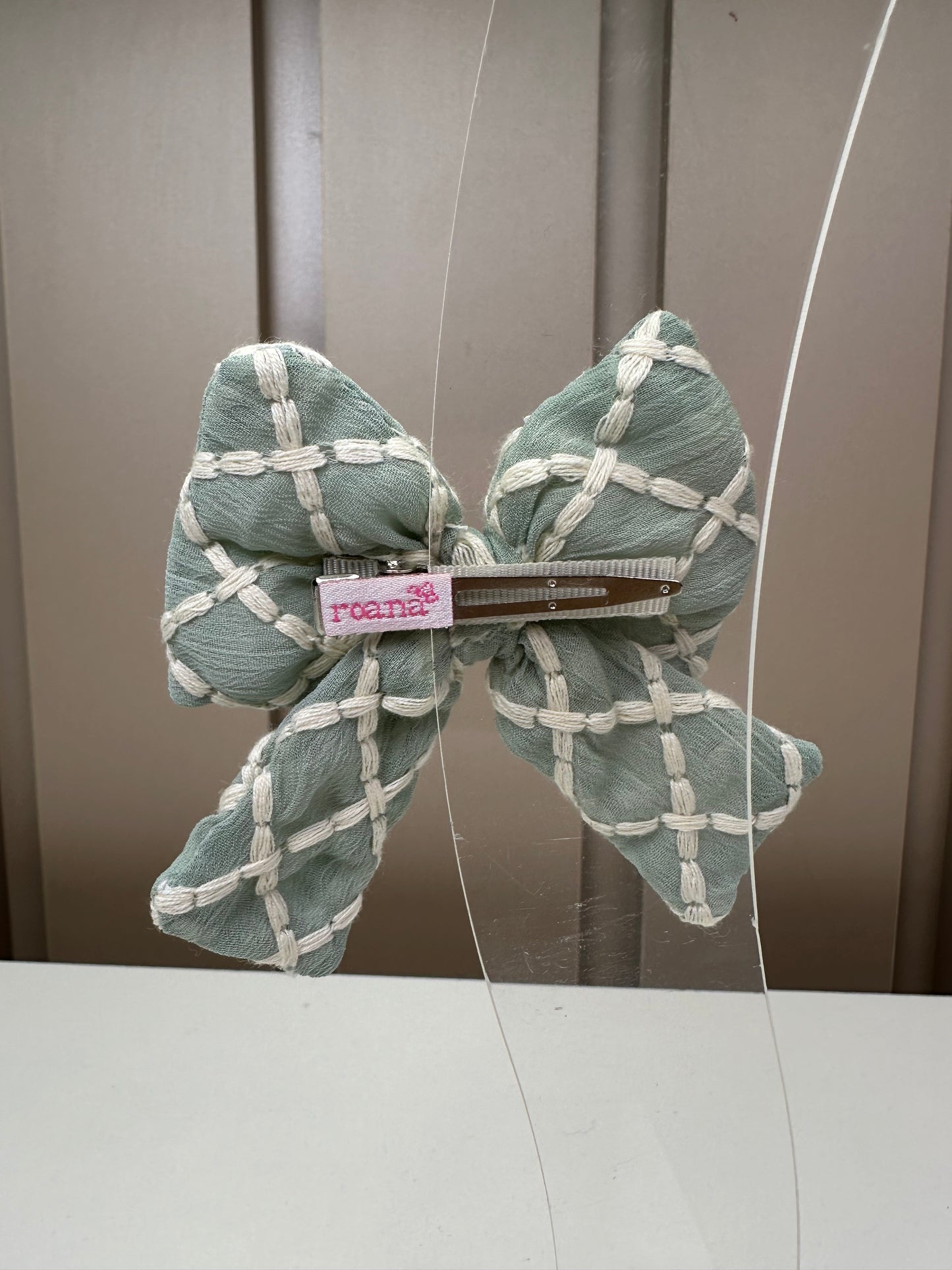 Laço Infantil Pontas Miolo Bordado Rendado Verde - Roana
