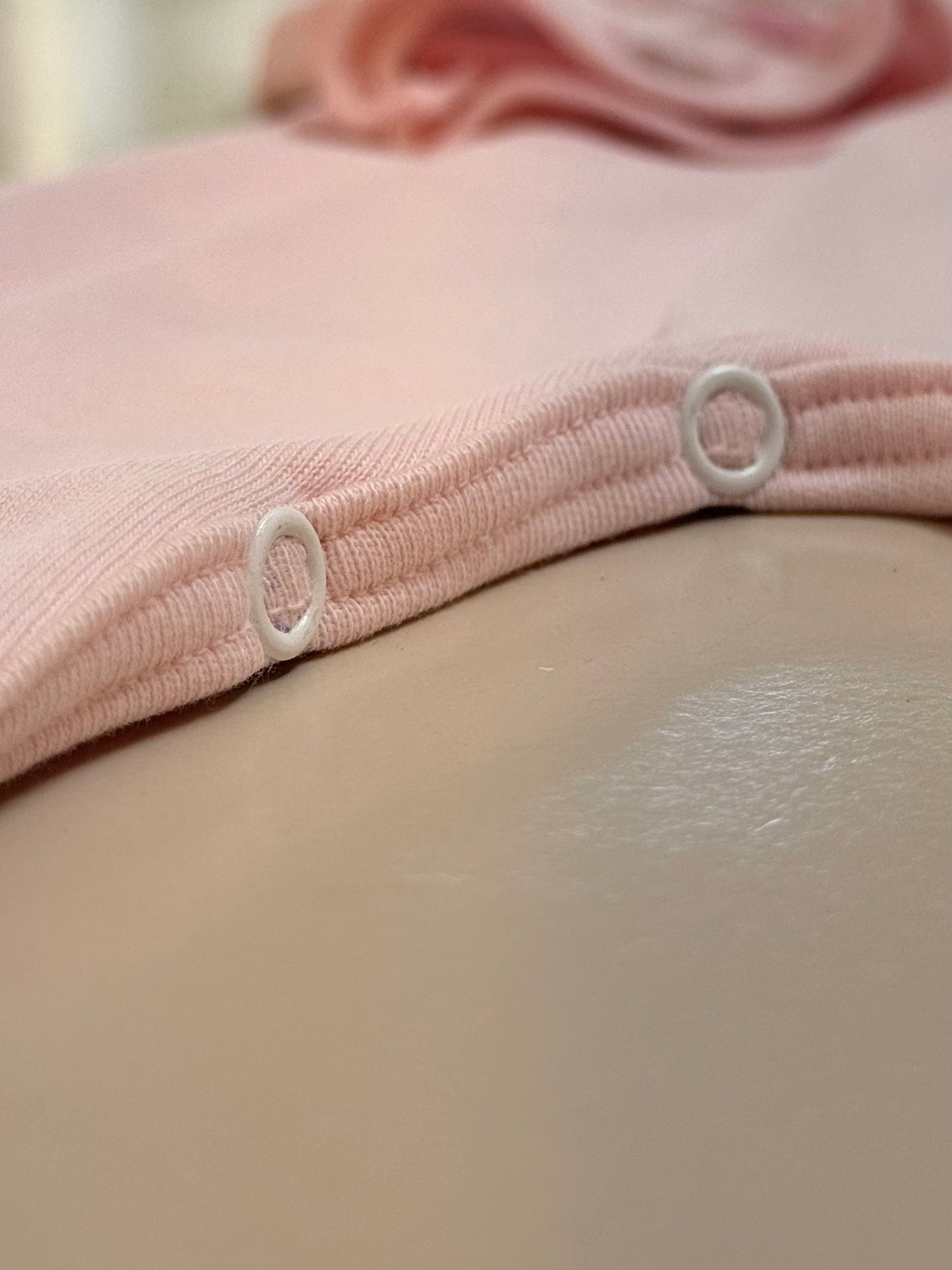 Saída de Maternidade Luxo Algodão Rosa Gola Bordada Manta Rendada - Roana