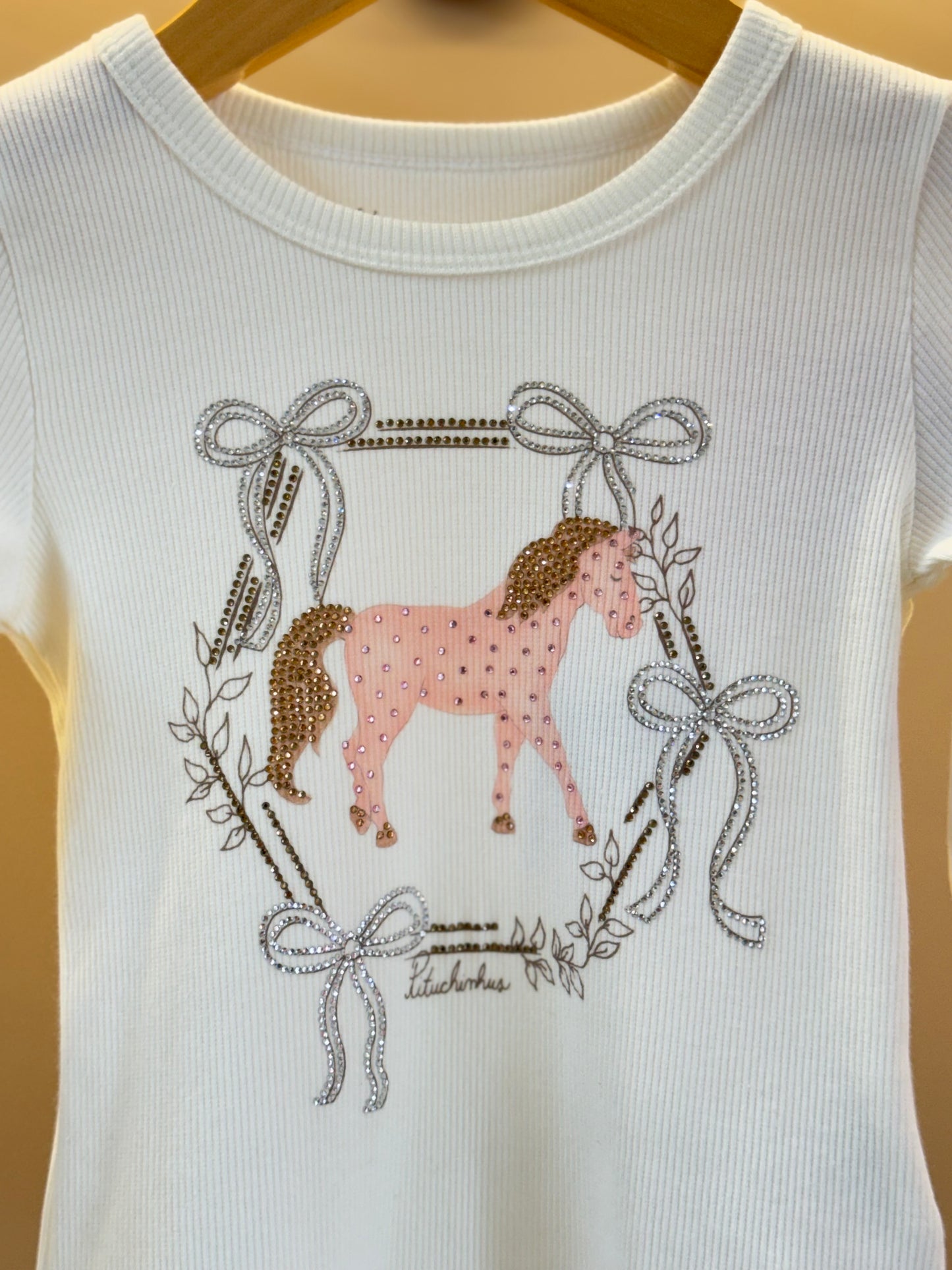 Blusa Infantil Rib Moldura Cavalinho Cristal Off White - Pituchinhus