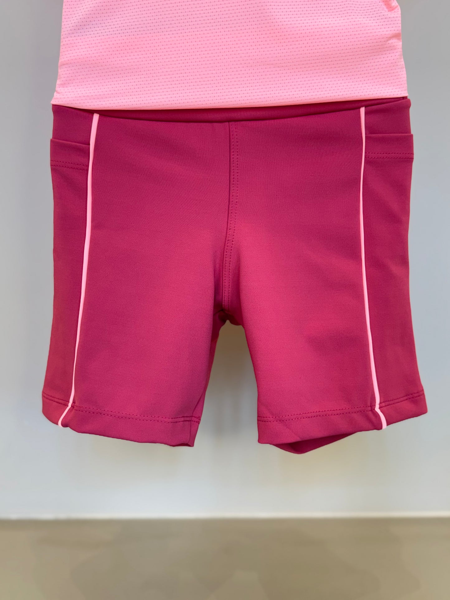 Conjunto Infantil Blusa Maria Sakay Brincadeira Coral e Bermuda Isis Brincadeira Romã - Siri Sport