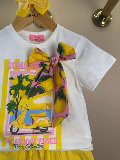 Conjunto Infantil Blusa Estampada Laço Lateral e Shorts Infantil Sarja Com Cinto Butter Cream - Momi