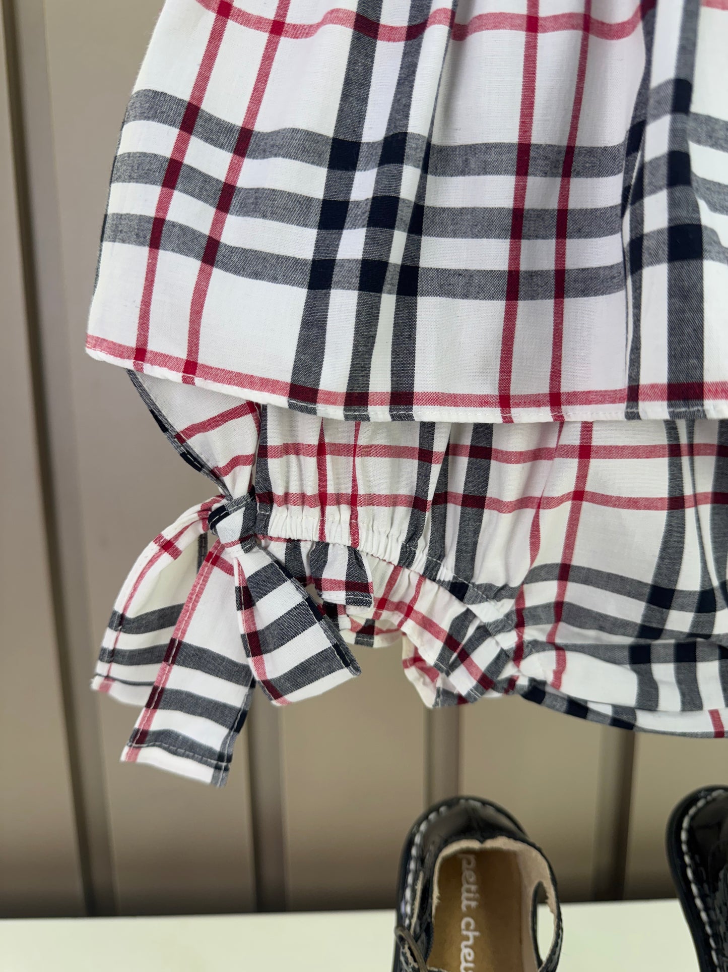 Conjunto Bebê Bata Gola Bordada com Faixa e Culote Xadrez - Roana