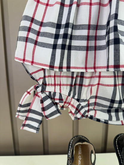 Conjunto Bebê Bata Gola Bordada com Faixa e Culote Xadrez - Roana