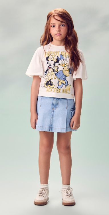 Conjunto Infantil Blusa Minnie e Daisy Limão e Shorts Saia Jeans Bolsos Laterais - Animê