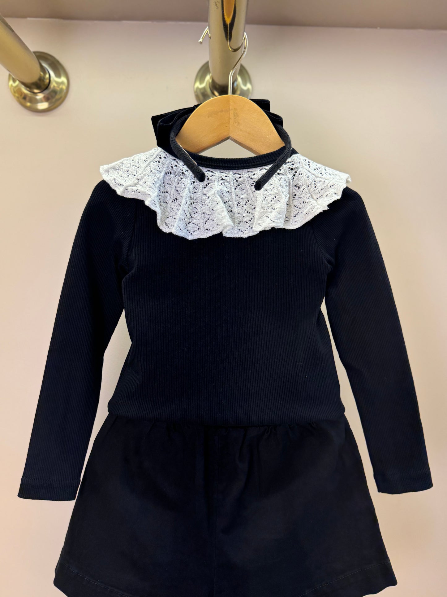 Conjunto Infantil Blusa Tricot ML Jabô Botões e Saia Sarja Babadinho Preto - Pituchinhus