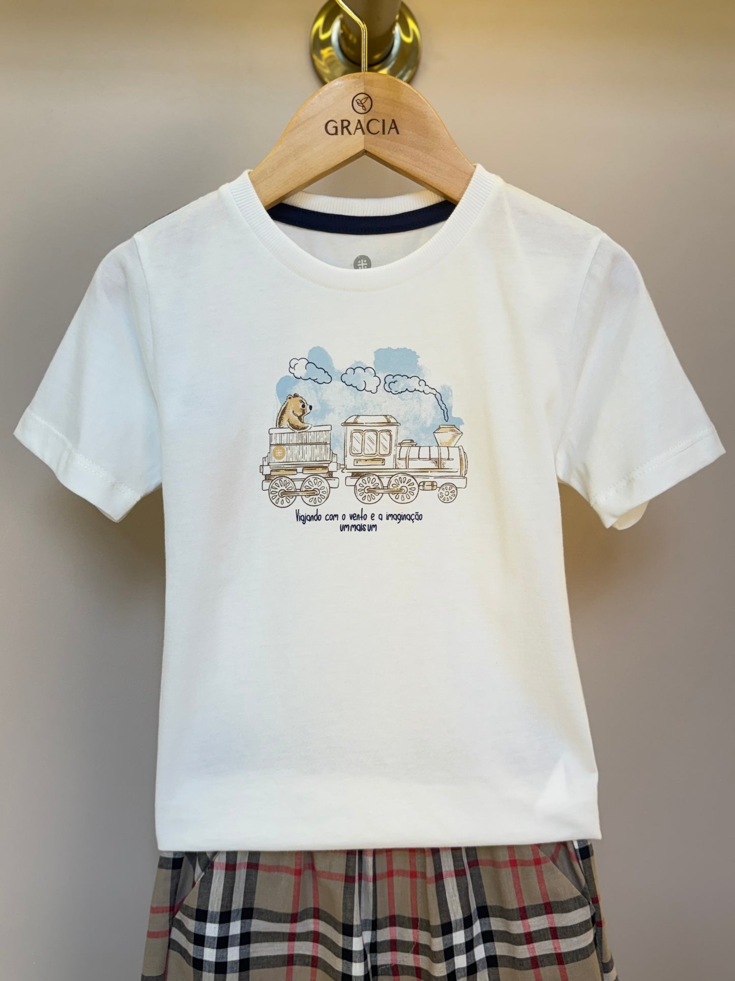 Conjunto Infantil Camiseta Urso e Bermuda Xadrez - Um Mais Um