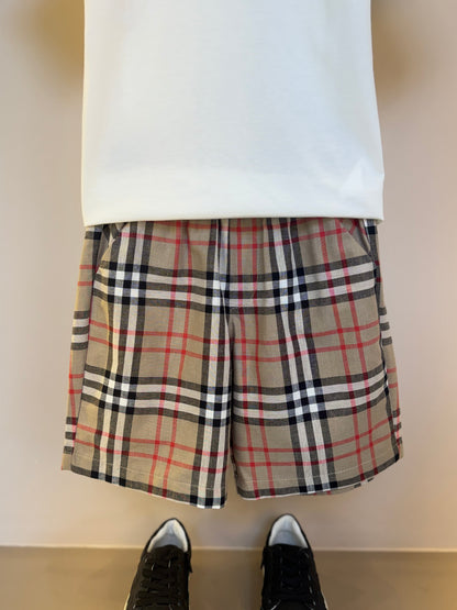 Conjunto Infantil Camiseta Urso e Bermuda Xadrez - Um Mais Um