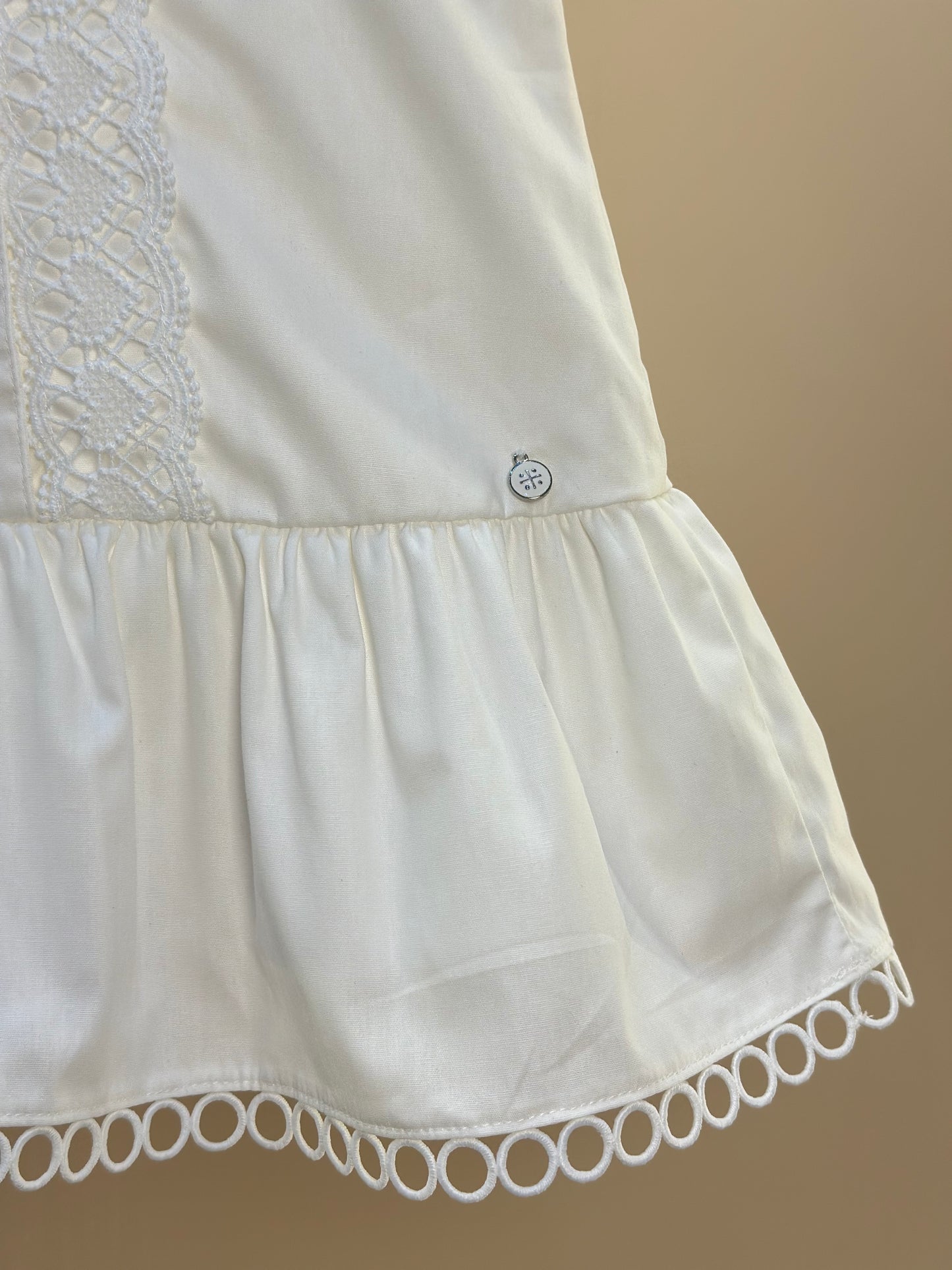 Vestido Infantil Jumper Algodão Detalhes Renda Barra Guipir Off White - Um Mais Um