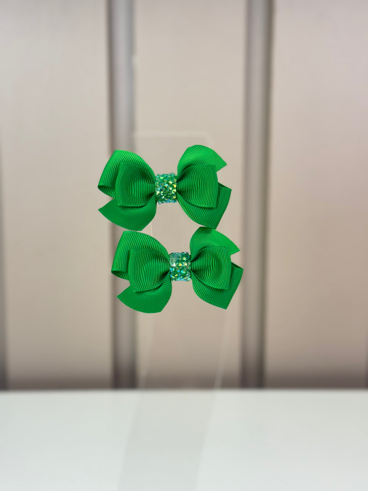 Laço Infantil Shine Verde Folha Parzinho P - Gracia