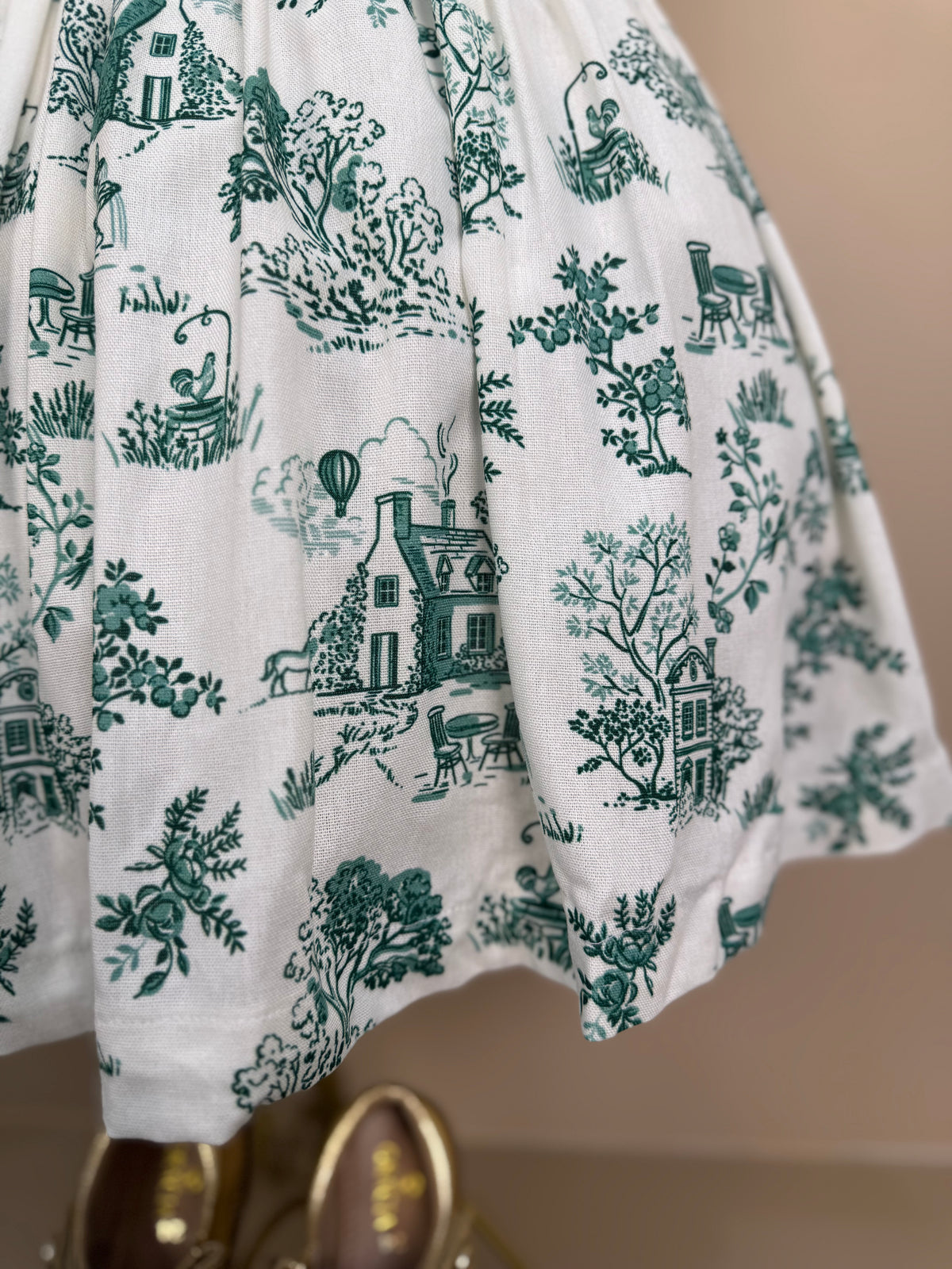 Vestido Infantil Linho Bordado Florais Verde - Petit Cherie