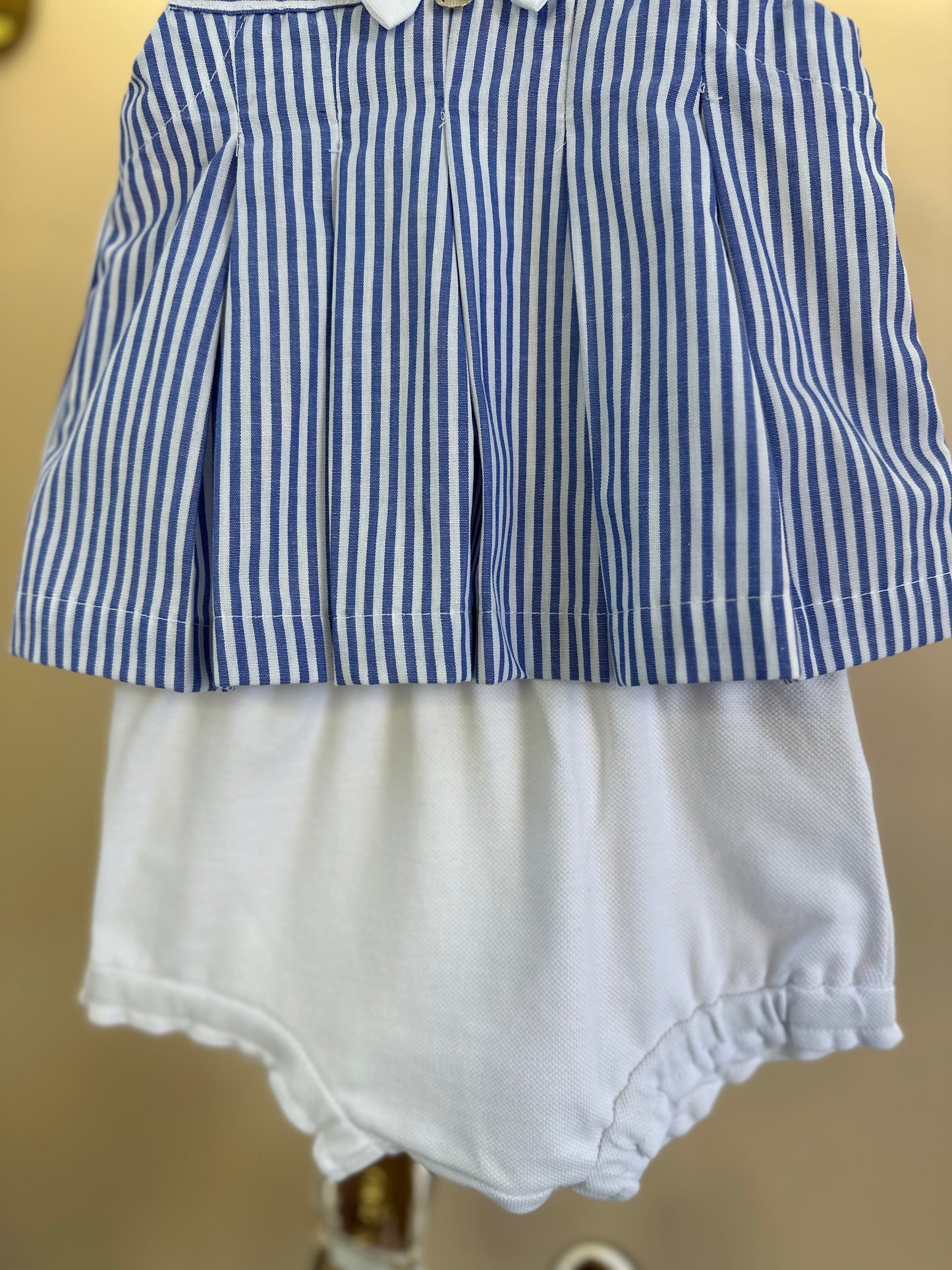 Conjunto Bebê Bata Listrada Azul Lacinho e Shorts Fofinho Piquet - Um Mais Um