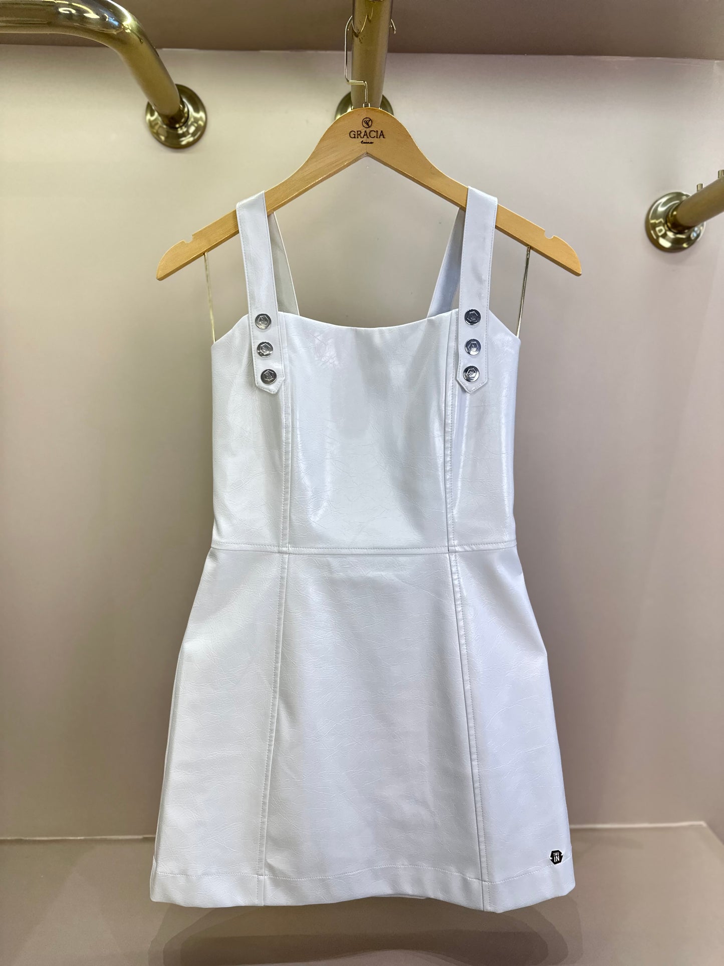 Vestido Teen Couro Tech Alça Botões Off White - Two In