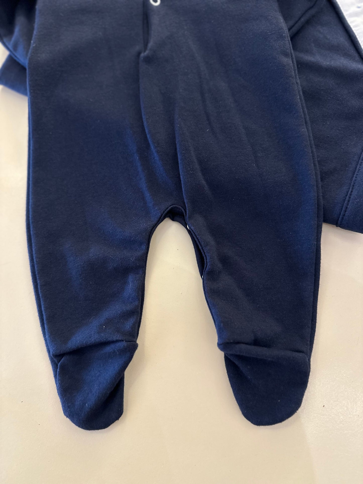 Saída de Maternidade Algodão Marinho Carrinhos Bordados - Roana