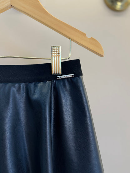 Saia-Short Infantil Evasê Couro Tech Preta - Pituchinhus