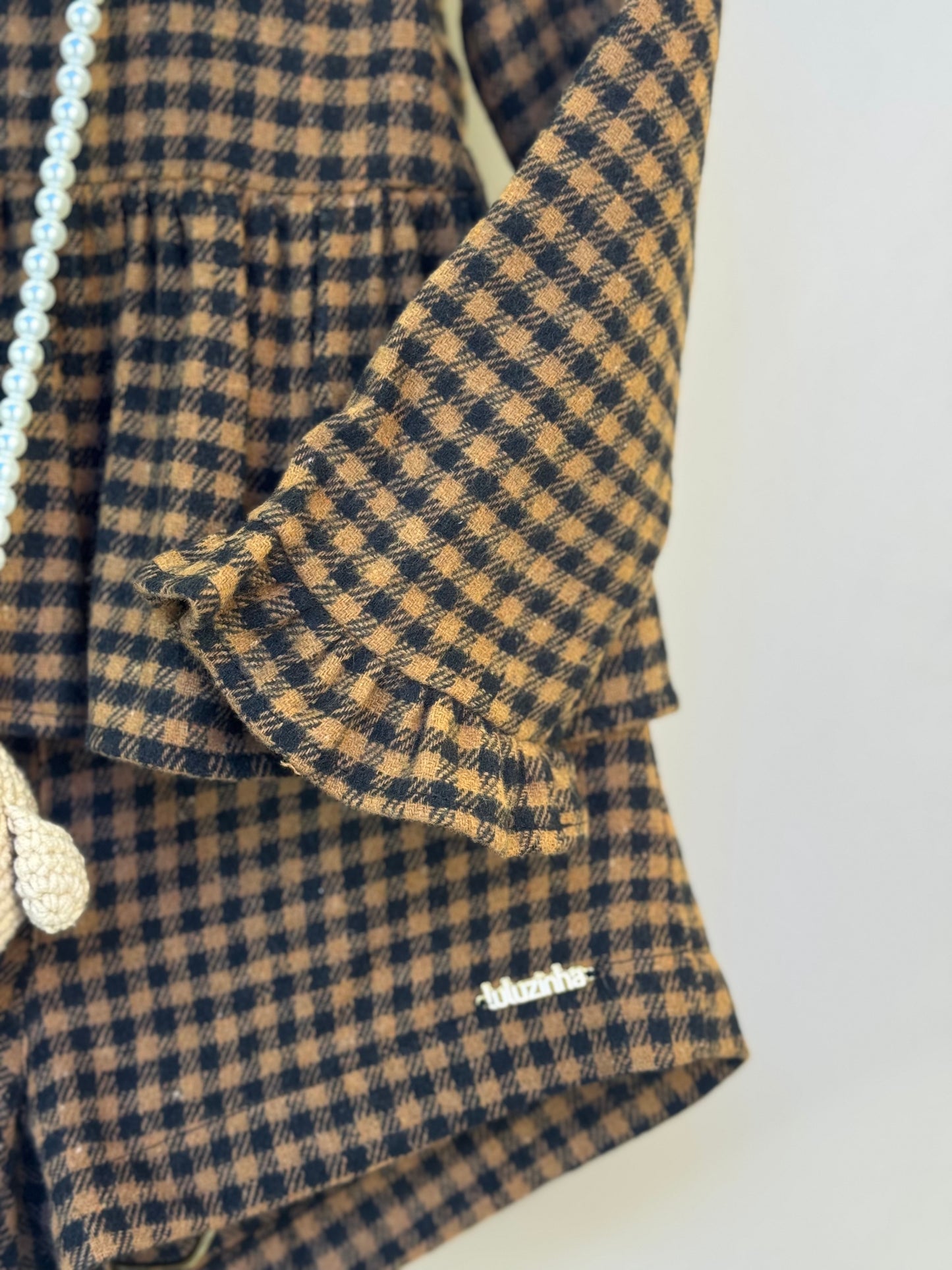 Conjunto Infantil Alfaiataria Casaquinho e Shorts Xadrez com Bolsinha Ursinho - Luluzinha
