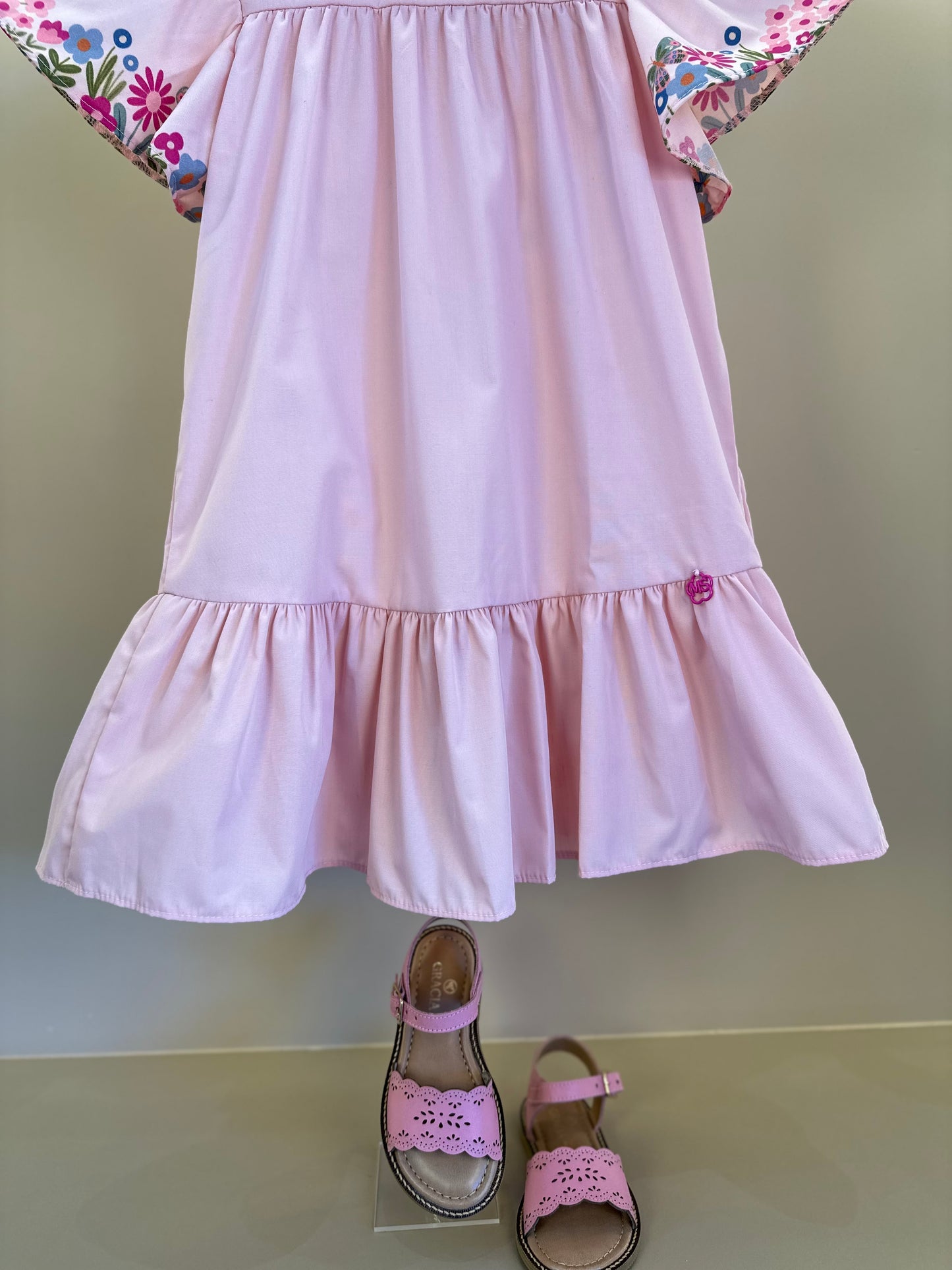 Vestido Infantil Trapézio Flores e Babado Rosa - Mon Sucré