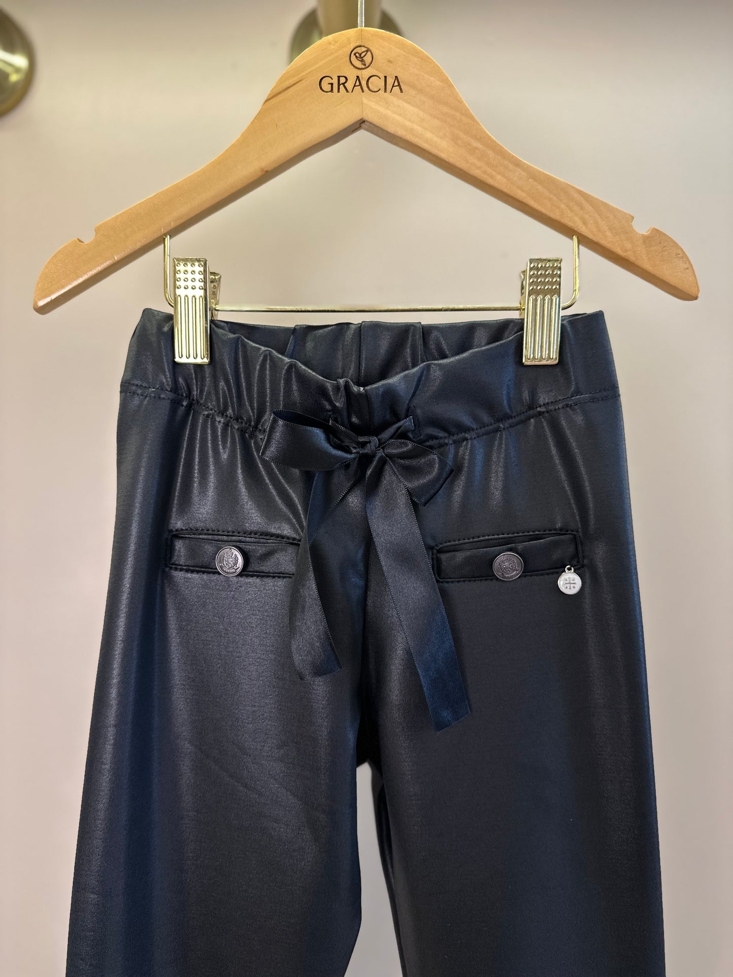 Calça Infantil Legging Resinada com Botões - Um Mais Um