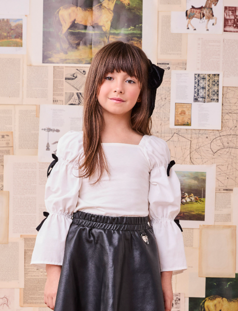 Conjunto Infantil Blusa Lacinhos e Shorts Couro Tech - Animê PRÉ-VENDA