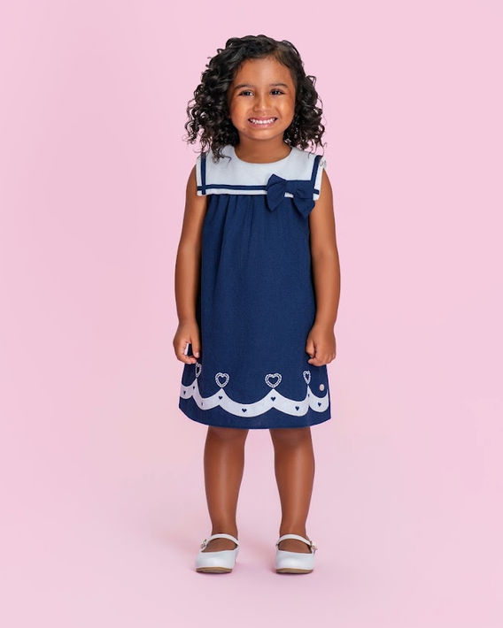 Vestido Infantil Azul-Marinho com Gola Náutica com Laço Decorativo e Barra Bordada -  Petit Cherie