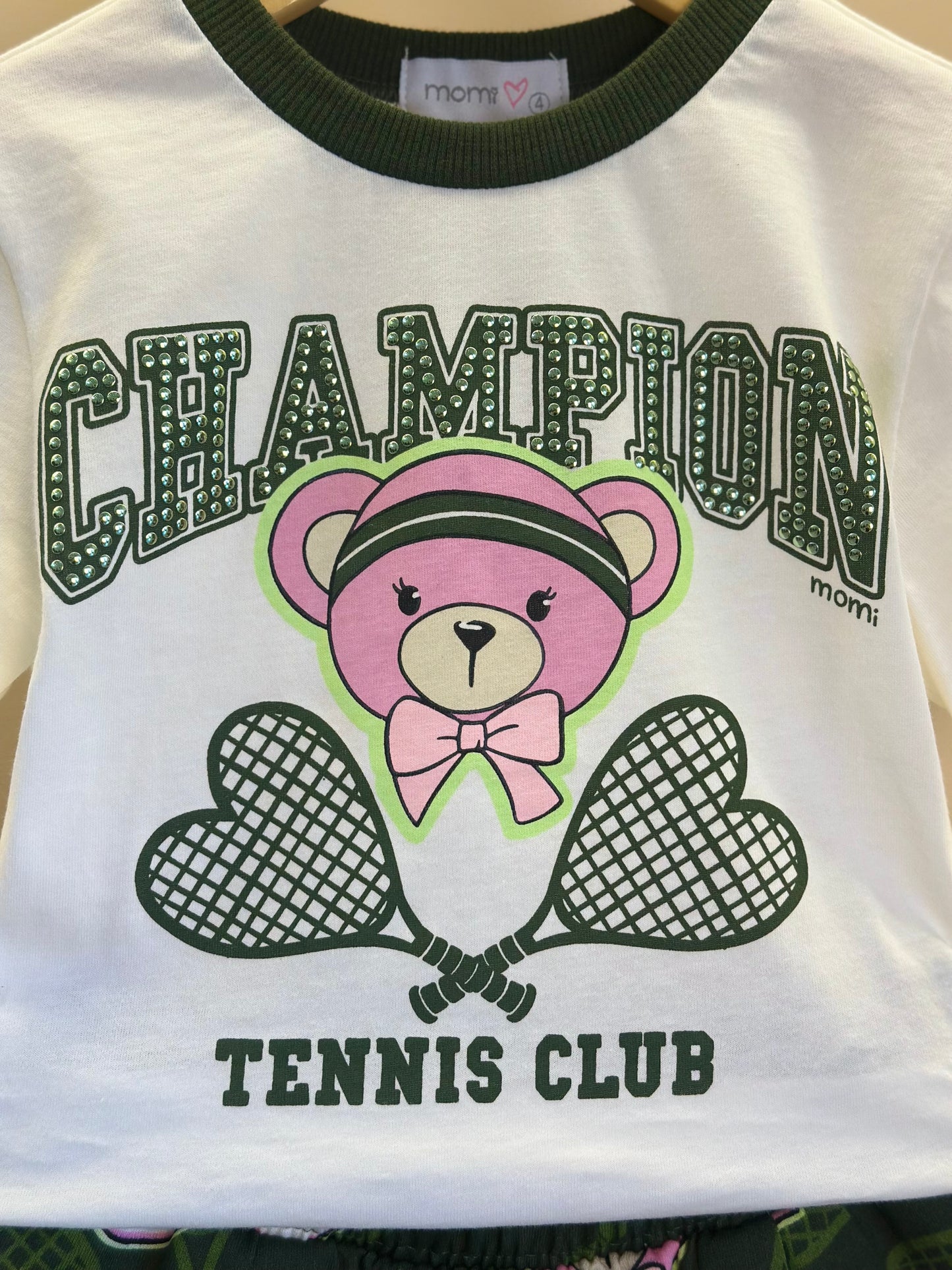 Conjunto Infantil Blusa Champion Tennis Club Pérola e Shorts Verde Musgo - Momi Mini